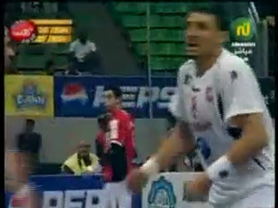 TUNISIE BAT l'egy en Handتونس تفوز بالتاج الإفريقي