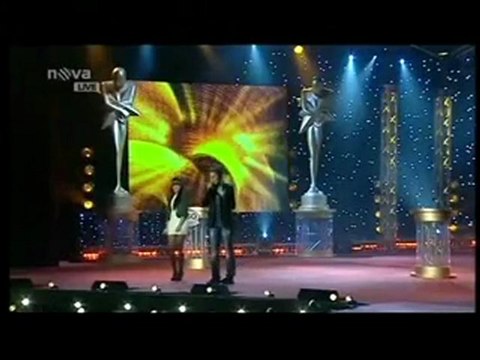 Ewa Farna feat Denis Lacho-Oasis﻿- Wonderwall live ANNO 2009