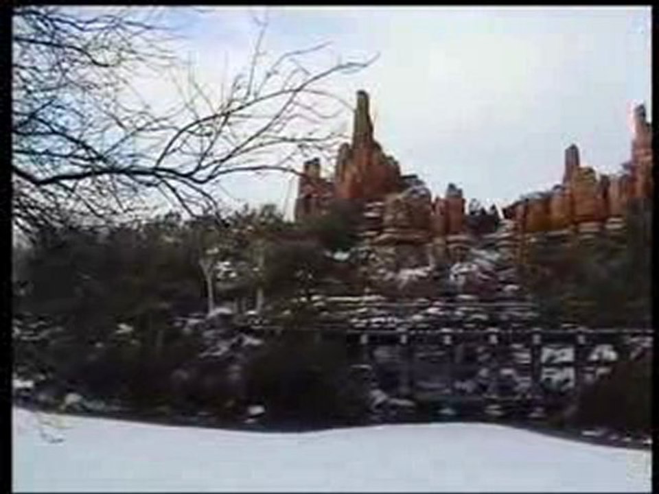 Disneyland sous la neige.01/02/2010.