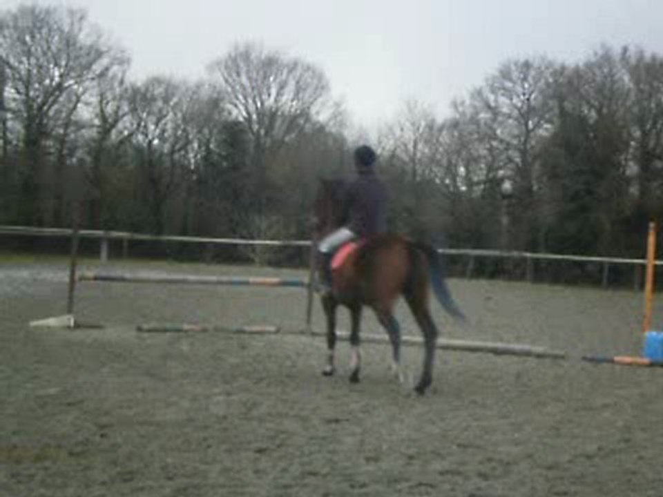 Gwen sur un petit vertical