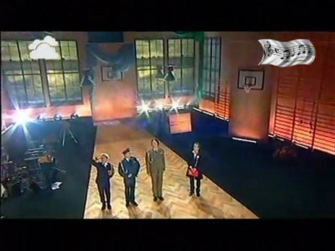 B Kabaret Moralnego Niepokoju - Defilada