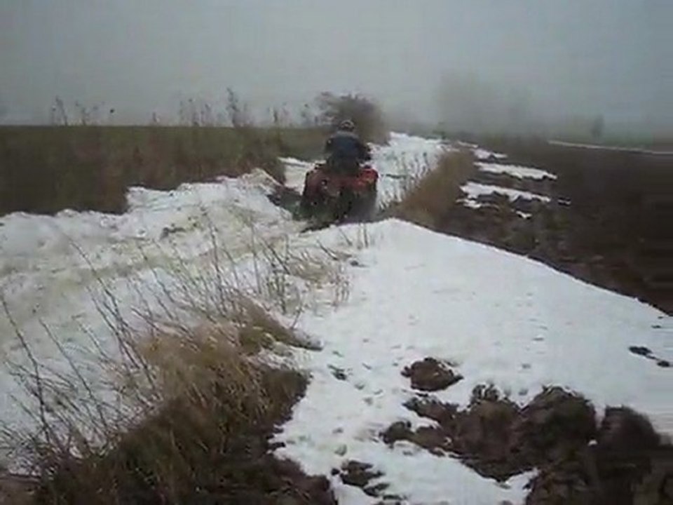 Rando quad Fabrice passe la neige