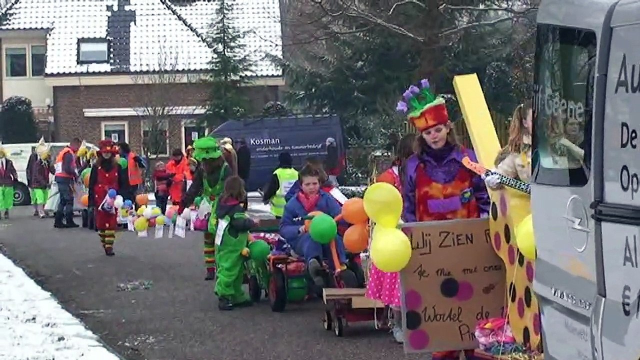 optocht heijen 2010