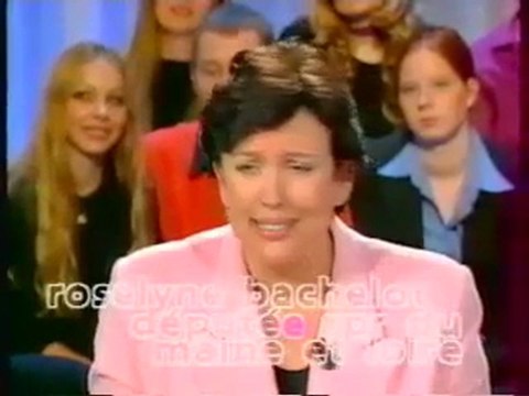 TOUT LE MONDE EN PARLE: ALAIN SORAL VS ROSELYNE BACHELOT 2/2