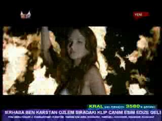 EMEL YALÇIN - AŞKTAN ÖLELİM [YENI KLIP 2010]