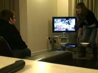 Bionda va fuori di testa per l'X-box