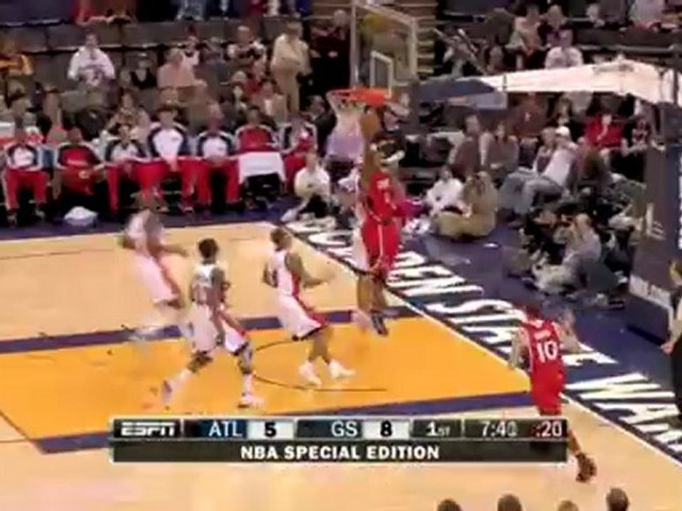 Joe Johnson takes the pass and drains a nice layup during th