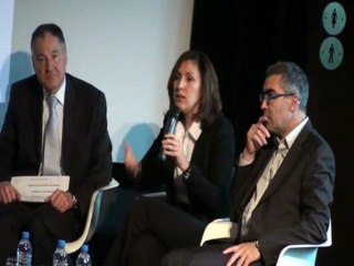 Nora Berra : les enjeux du Vivre chez soi