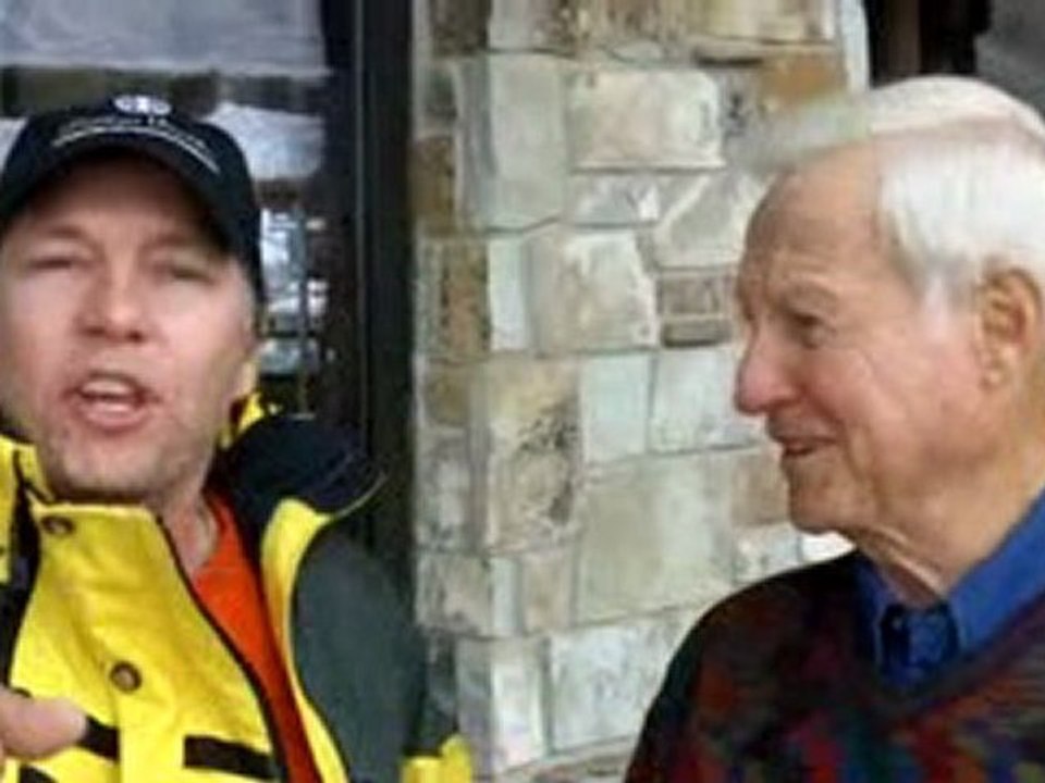 Harvey MacKay Offers Special Tip On Getting Hired