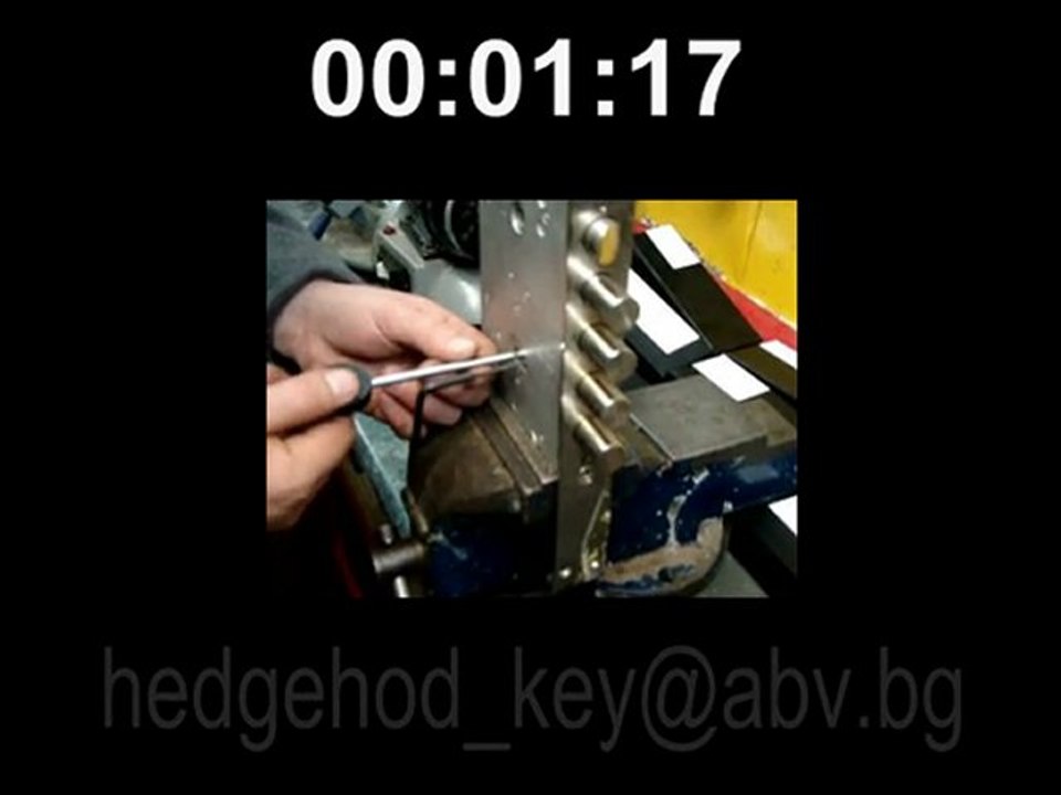 opening the key lock CISA 3