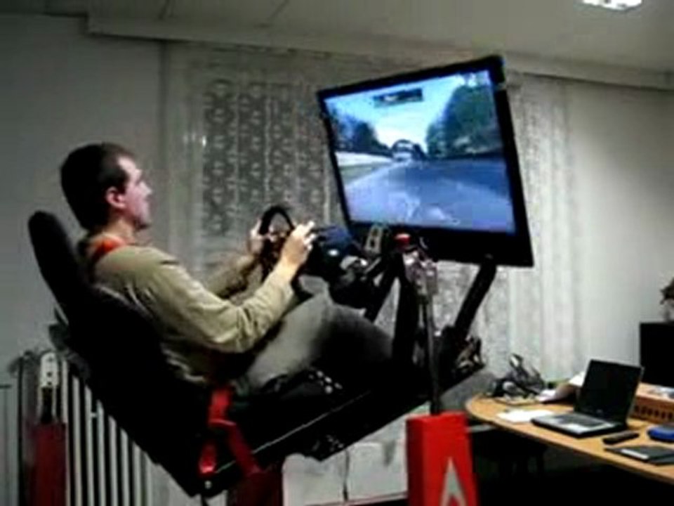f1 Simulatorü.