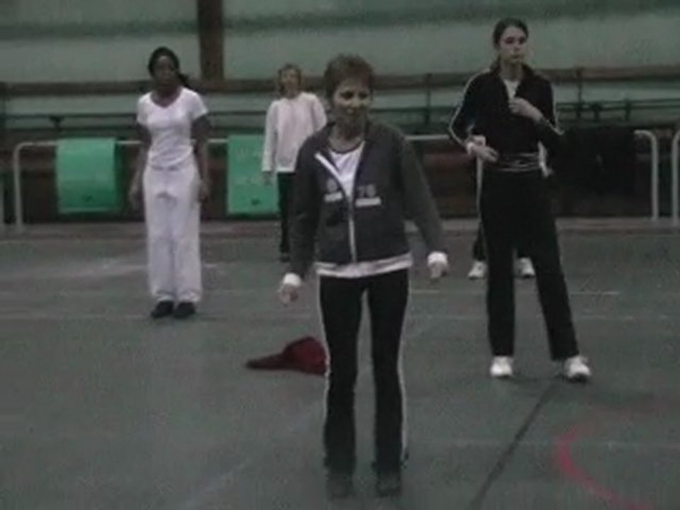 Elisabeth NGO MOUDAMAL. Cours de Gym