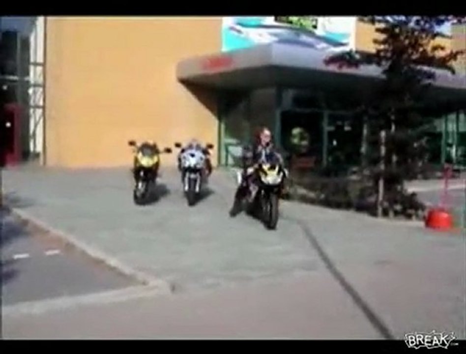 Régis fait de la moto !