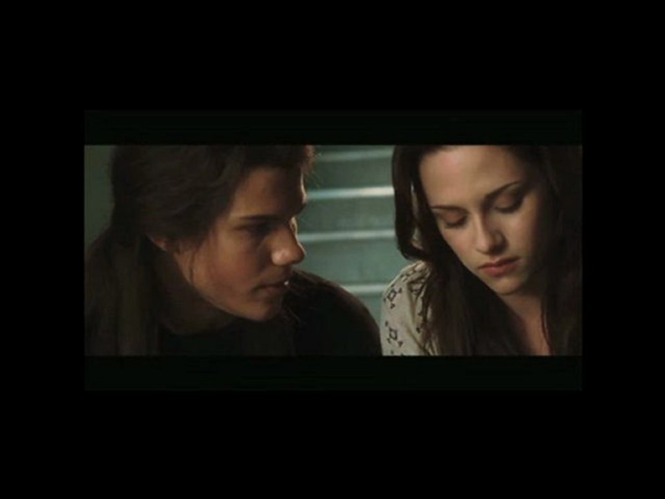 The Twilight Saga: New Moon Part 1/12 - full movie - part1