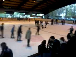 alia et moi a la patinoir