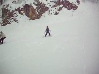 201002 Valérie skie avec Clara