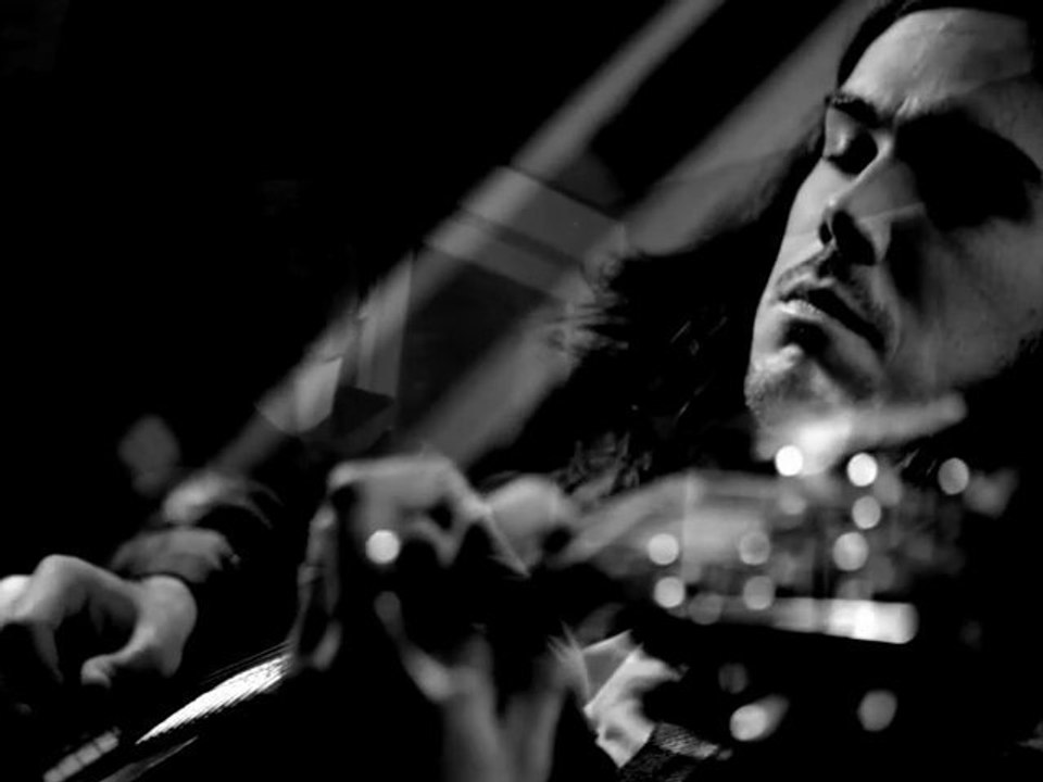 AqME - Tout le Monde est Malheureux (Acoustique) [HD]