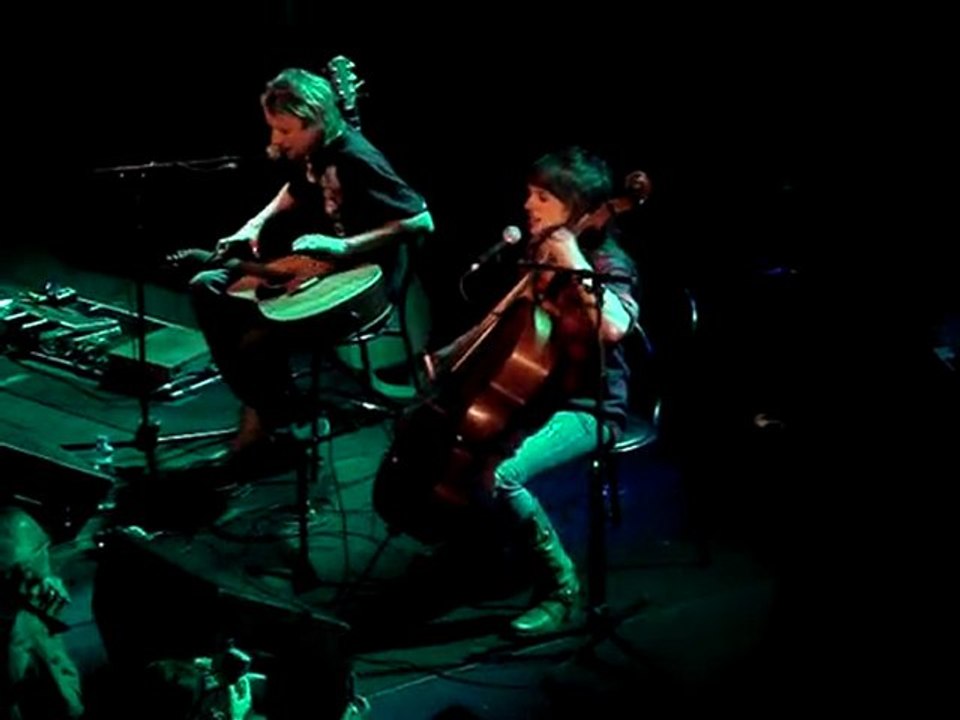 ben howard 1er partie de xavier rudd au bataclan