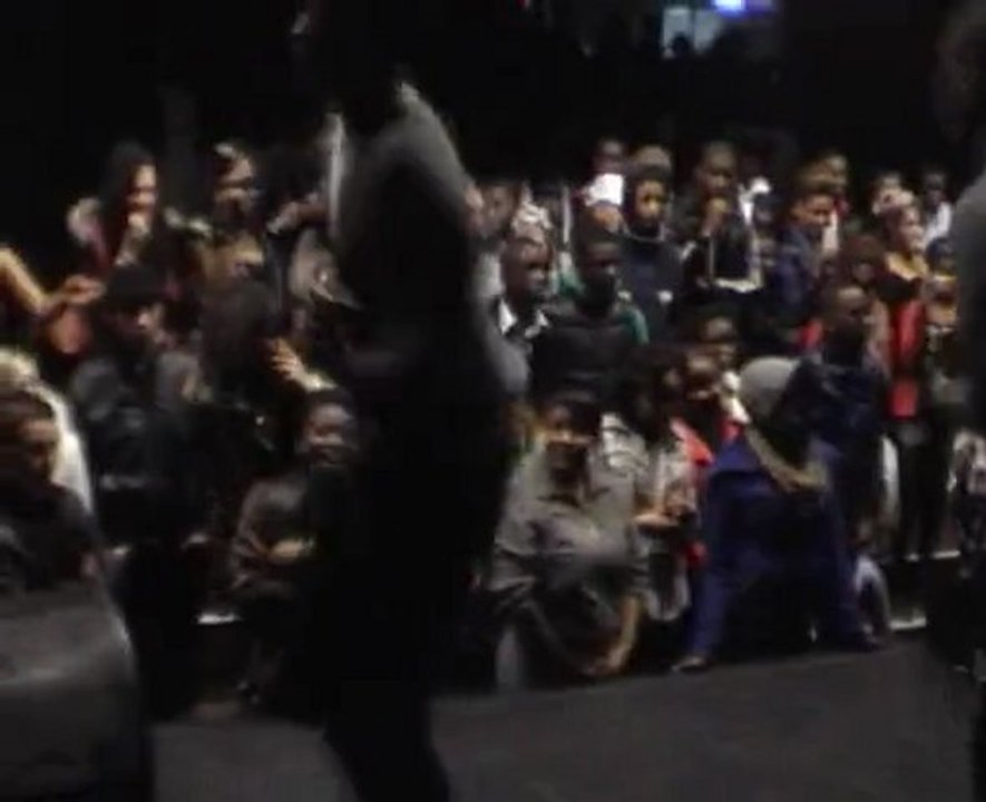 AFRICAN CRIMINEL SHOW 2 A POITIERS 20-02-10 ANIMEE PAR DJ JA