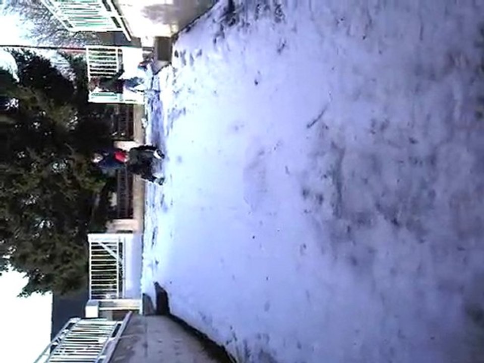 Délire en luge avec loic kevin et clémence