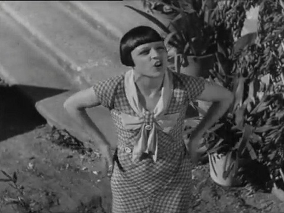 CINEMA PORTUGUÊS - «A CANÇÃO DE LISBOA» - VIDEO 1