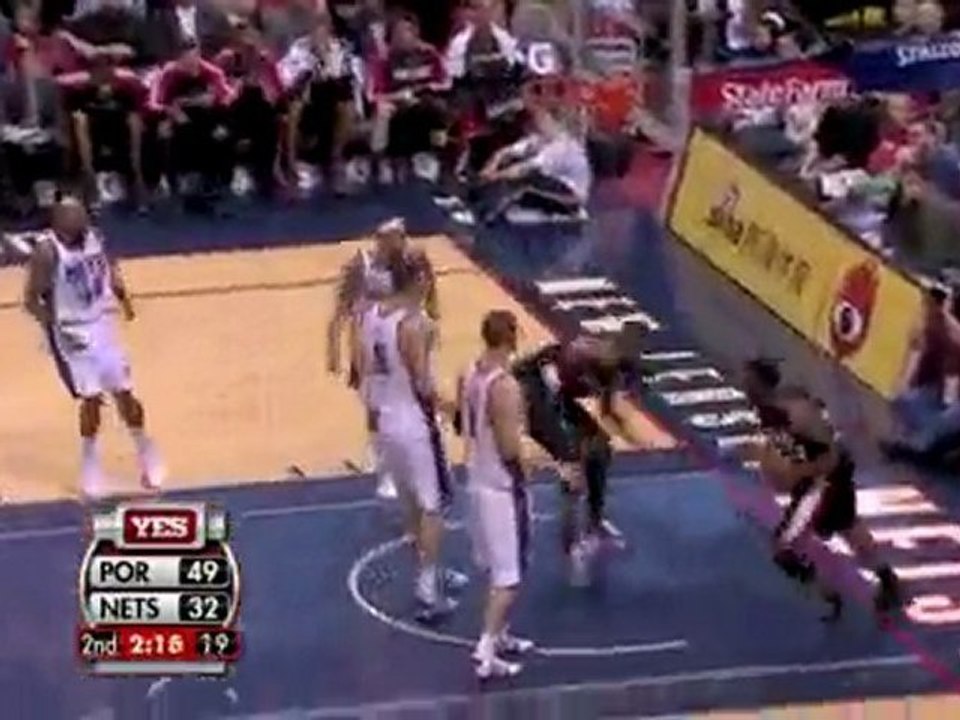 Martell Webster finds LaMarcus Aldridge at the rim.Martell W