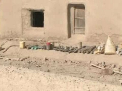 Afghanistan : découvertes de caches d'armes et d'IED