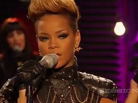 Rihanna- Rihanna Russian roulette AOL Session 2010 HQ Live 