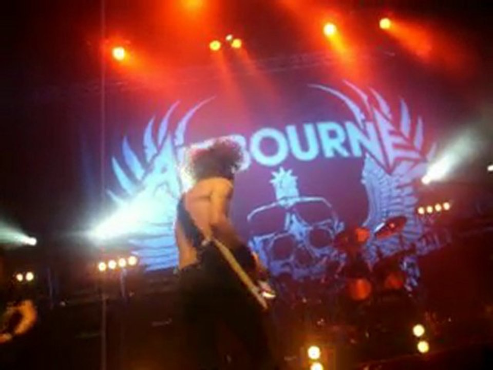 AIRBOURNE BORDEAUX 23 FEV 2010 NO WAY BUT THE HARD WAY