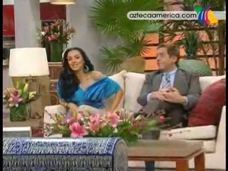 IVONNE MONTERO EN EL FORO DE VENTANEANDO AMERICA