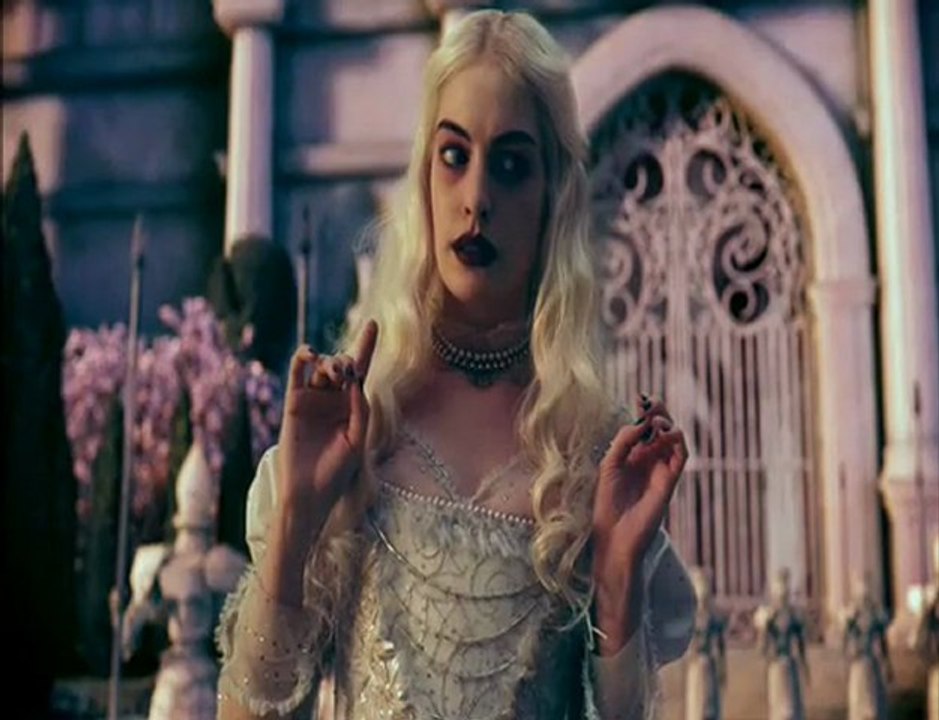 Alice in Wonderland: EPK Featurette
