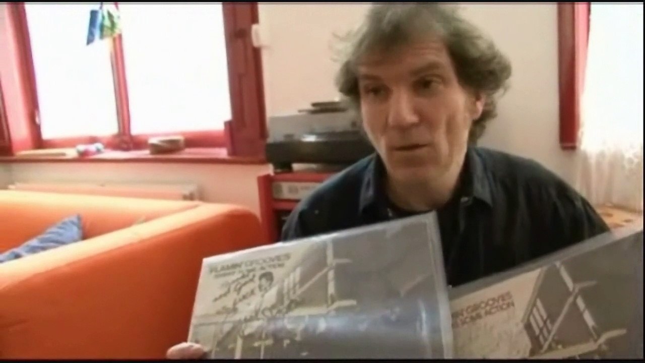 JEF AEROSOL artiste urbain ( pochoiriste )