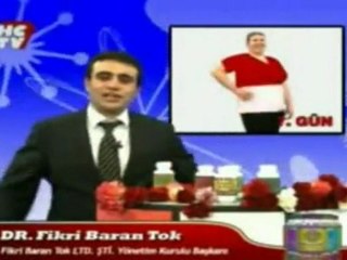 İNANMIYORUM YA! TAZE KIYAFET HAPI DİYE HAP SATIYOR ADAM!