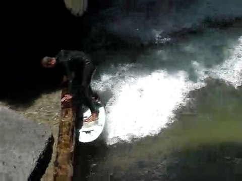 surf in munich downtown