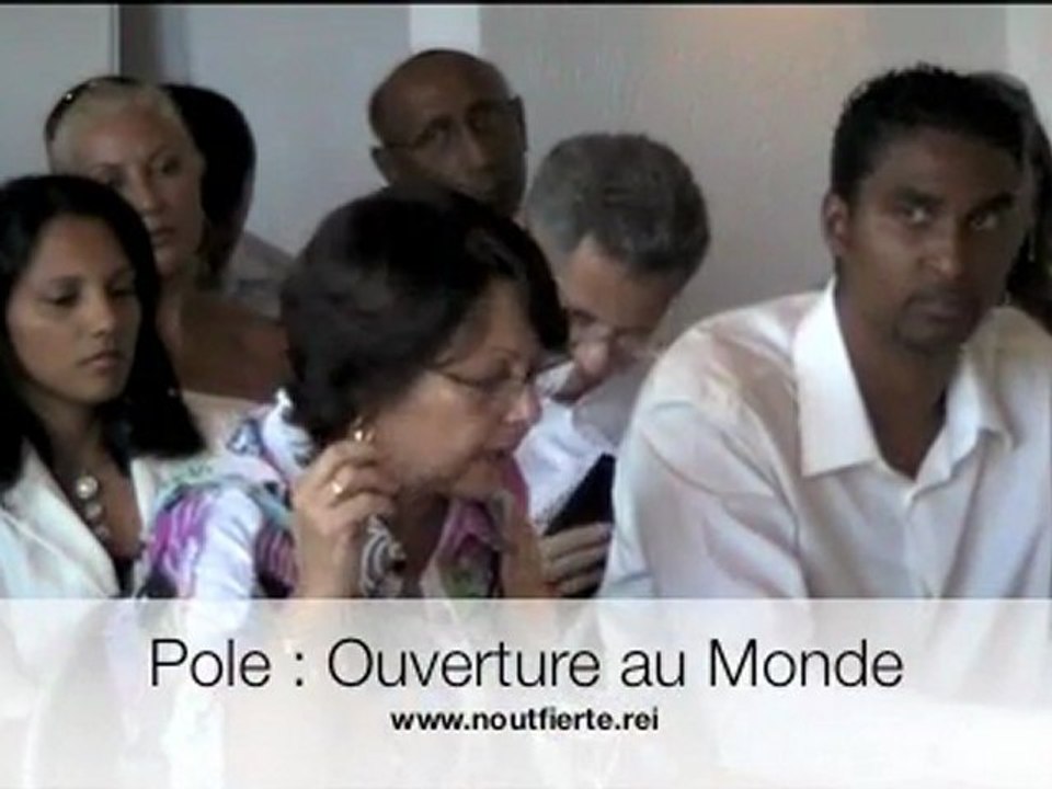 Pole : Ouverture sur le Monde