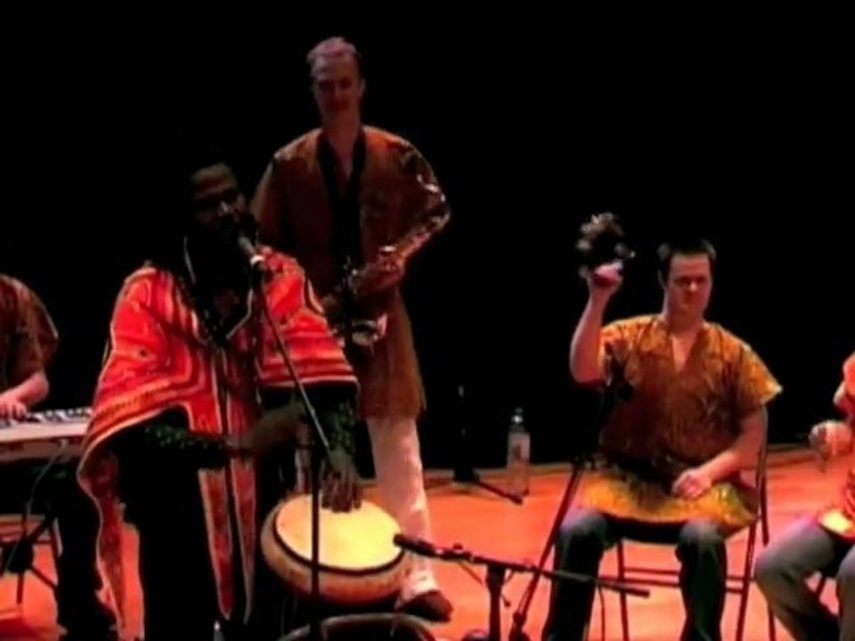 MYTHOMAN - concert DVD TERANGA (musiciens handicapés et pro)