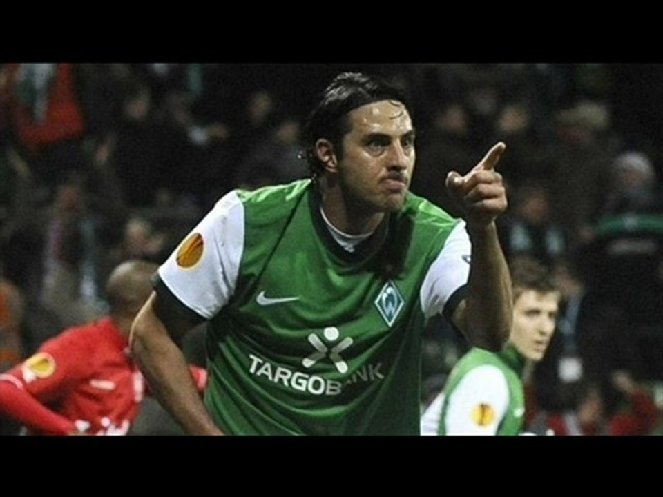Werder Bremen 4-1 FC Twente Pizzaro superb hat-trick