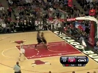 Hakim Warrick races to the other end to beat the first quart