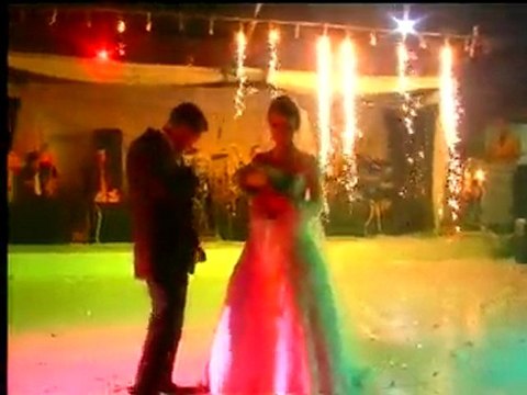 HİSAR HAVAİ FİŞEK SÜSLEME BALON IŞIKLI GÖSTERİ ŞELALE MAYTAP