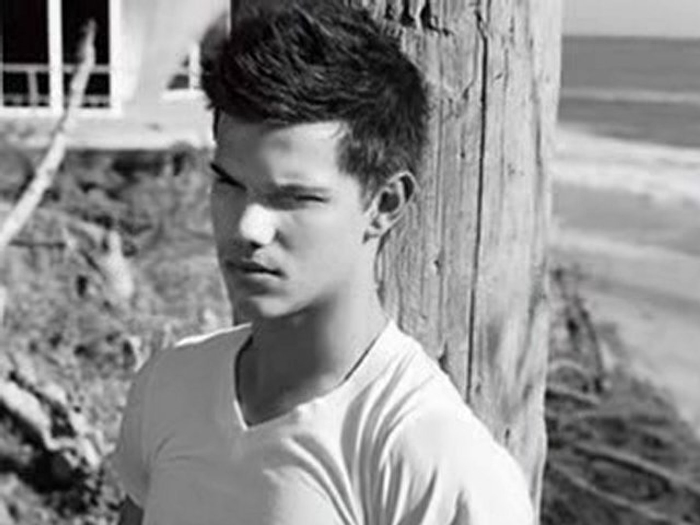 Taylor Lautner