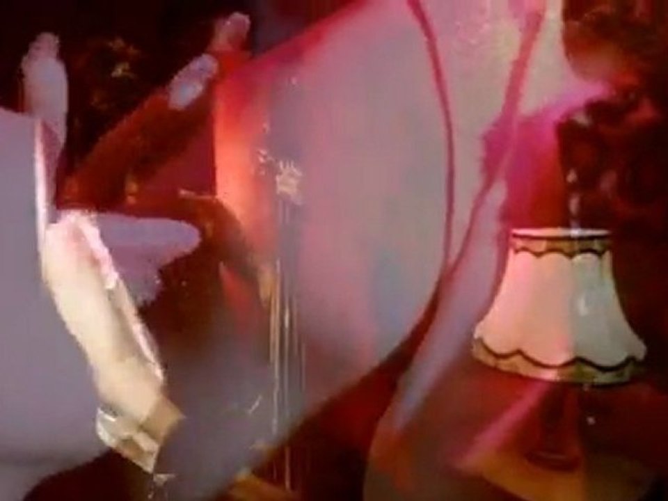 ScReW - Gather Roses [PV]