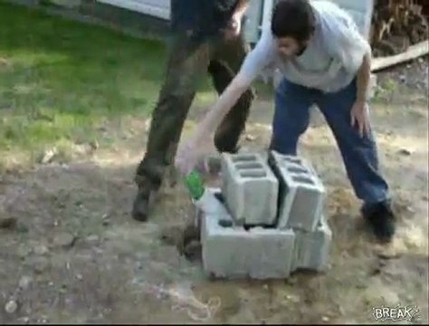 Régis et son obus de mortier fait maison