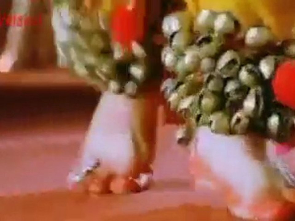 MALA JAU DYA NA GHARI - NATRANG