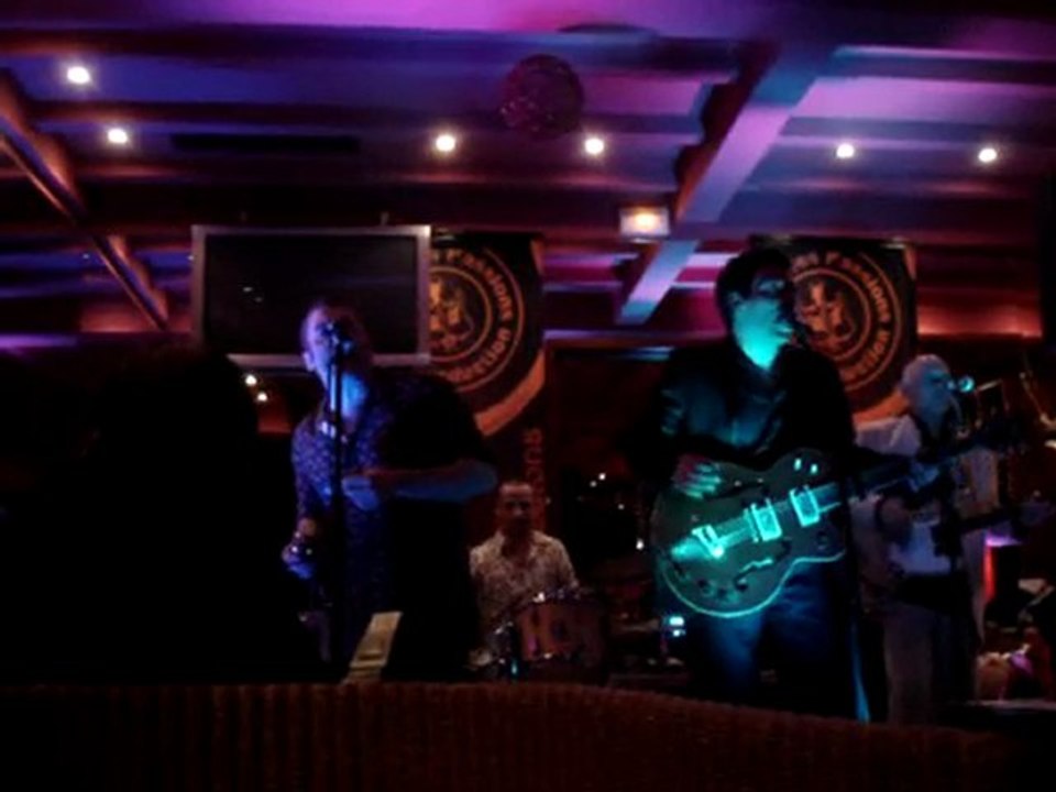 Flyin' Saucers - Cognac - 21 02 2010 - 1