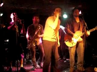 La Familya {Des millions} @ Le Biplan [LILLE]