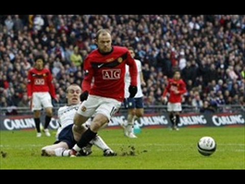 Aston Villa 1-2 Manchester United Owen, Rooney score