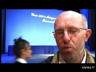 Le Président en visite dans une exploitation agricole