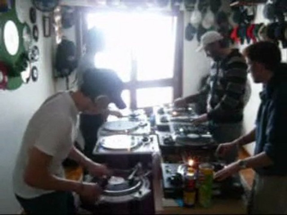 FREESTYLE SKRATSH CHEZ L'SIL LE 27 FéVRIER 2010, PEACE.