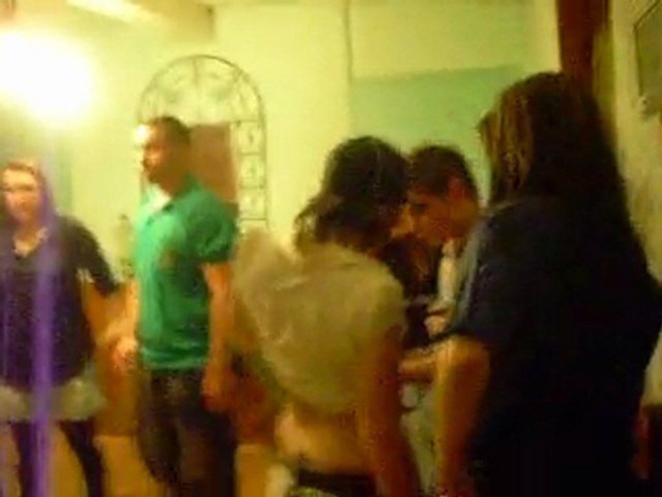 RocK Parti CraZy Lourd Bordel "UnPutinDeFilmDeCulNeGGer"