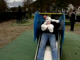 2010 02 21 Toboggan avec papa